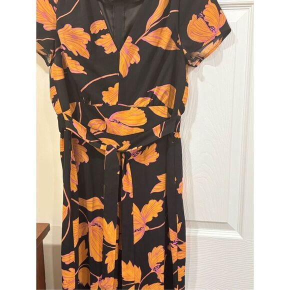 ModCloth Women's V-Neck Floral Wide Leg Jumpsuit Black Orange Pink Size Small - Picture 3 of 5